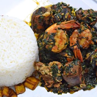 Plain Steamed Rice And Veggie Sauce