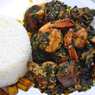 Plain Steamed Rice And Veggie Sauce