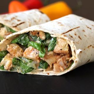 Smoky prawns and pepper wrap