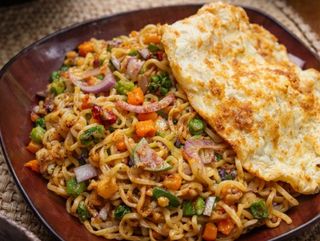 Noodles and fried egg