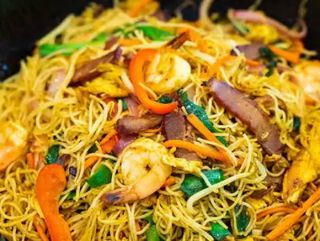 Singapore Noodles (Seafood)