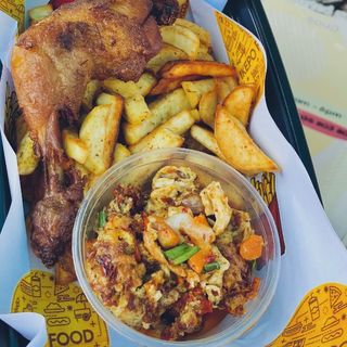 Jumbo fries + egg sauce + chicken