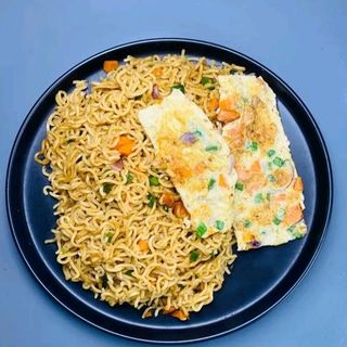 Noodles & egg