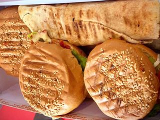 3 mini burger and one mini shawarma