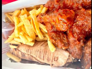 Mini shawarma chips and bbqwings