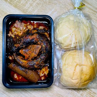 Ewa Aganyin with Panla kika