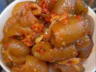 Peppered ponmo
