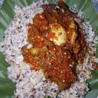 Ofada Rice with Ofada Sauce