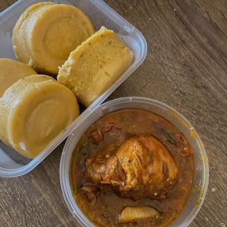 Moimoi and chicken sauce