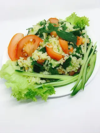 Sałatka z kaszy bulgur