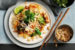 Pad thai z wołowiną 450g