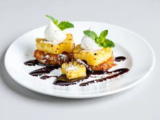 Ananas w cieście kokosowym 2 szt