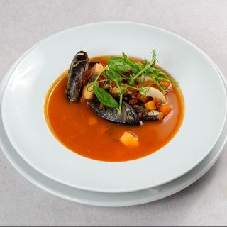 Zupa rybna z owocami morza 300ml