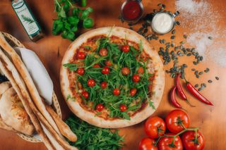 18. Pizza Mamma Mia (Rozmiar Pizzy: Średnia 30)