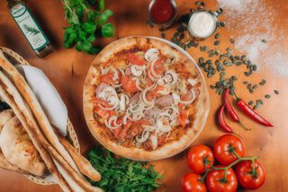 13. Pizza Solo (Rozmiar Pizzy: Duża 40)