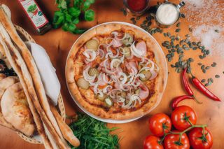 23. Pizza Wiejska (Rozmiar Pizzy: Mała 20)