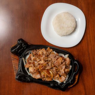 Wieprzowina Con Ga Moi ( dawniej Szaszłyki pieczone)