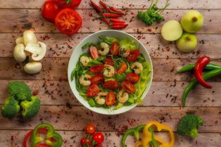 Sałatka z krewetkami 