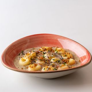 Kluski śląskie z sosem borowikowym 