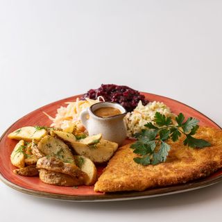 Kotlet z piersi kurczaka w chrupiącej panierce 