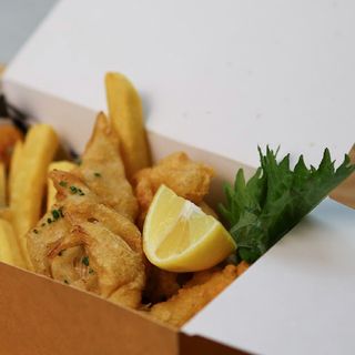 FISH Z BANANA BLOSSOM