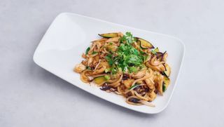 Yaki Udon z kurczakiem