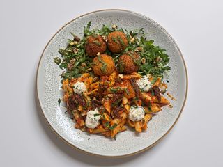 Makaron Penne z sosem arrabbiata WEGE