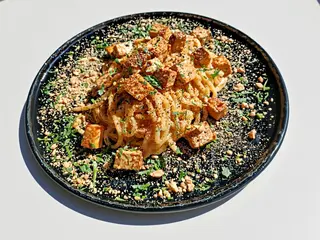 Spaghetti Carbonara wegańska z tofu