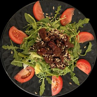 SAŁATKA Z SUSZONYMI POMIDORAMI