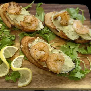 BRUSCHETTA Z AWOKADO