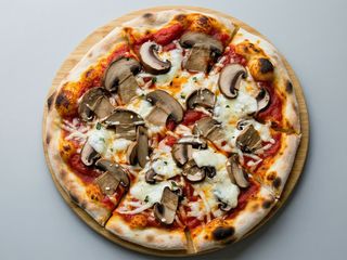 Pizza Fungi 30cm