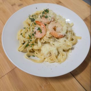 Tagliatelle z krewetkami