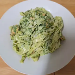 Tagliatelle z grzybami w sosie śmietanowym
