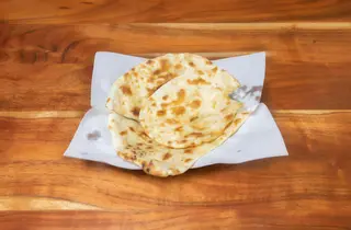 Naan z bakaliami 1szt