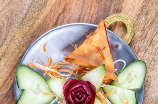 Samosa z kurczakiem 1szt