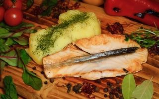 Zestaw pudełkowy łosoś z grilla