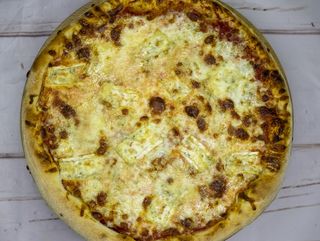 Pizza Uczta Serowa 30 cm