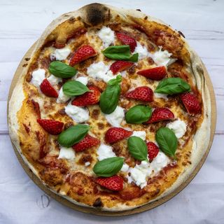 Pizza Miesiąca - Caprese Twist