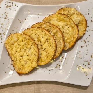 Pieczywo czosnkowe z serem 4szt