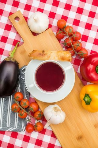 Barszcz z pasztecikiem 250 ml