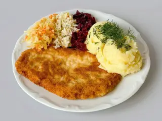 Panierowany filet z kurczaka