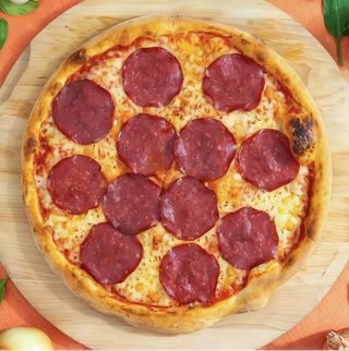 Pizza Salami 32 cm