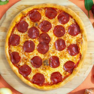 Pizza Pepperoni 32 cm
