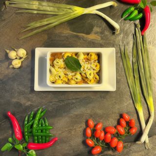 Tortellini Bolognese zapiekane serem 850g