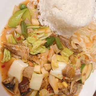 Żeberka w sosie pikantnym 850g