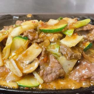 Wołowina po tajsku 850g