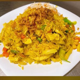 Ryż smażony z kurczakiem