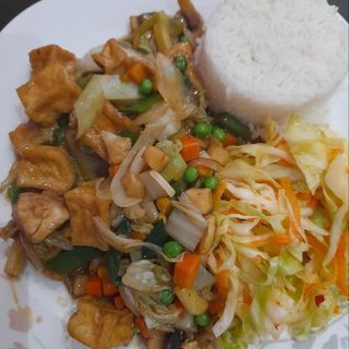 Tofu z warzywami