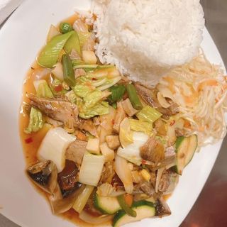 Kurczak z warzywami 850g