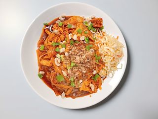 PAD THAI z kurczakiem